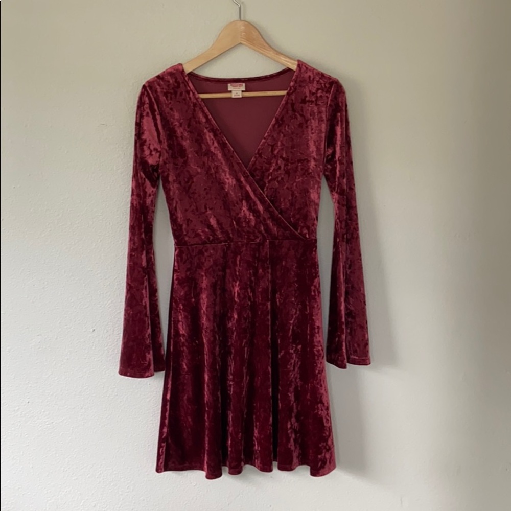 Mossimo figure skater style velour dress